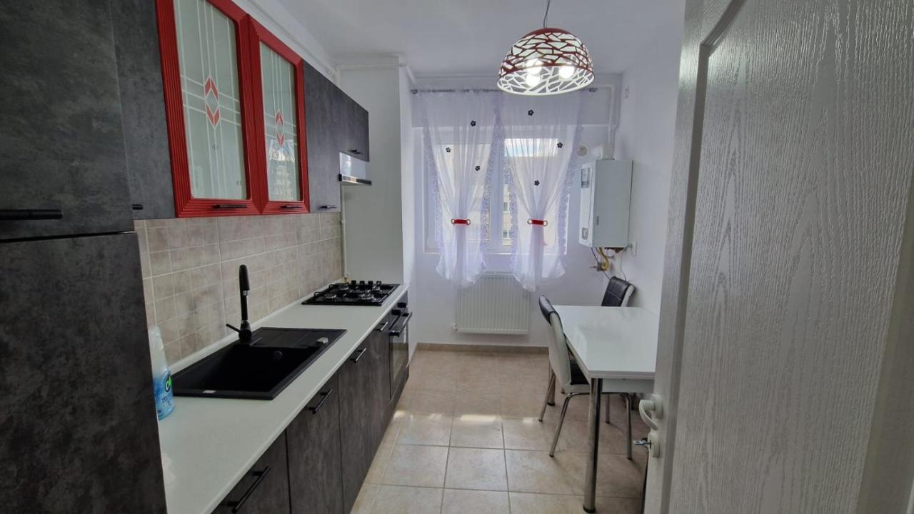 Best Apart Garii- Check In Independent Brasov Luaran gambar