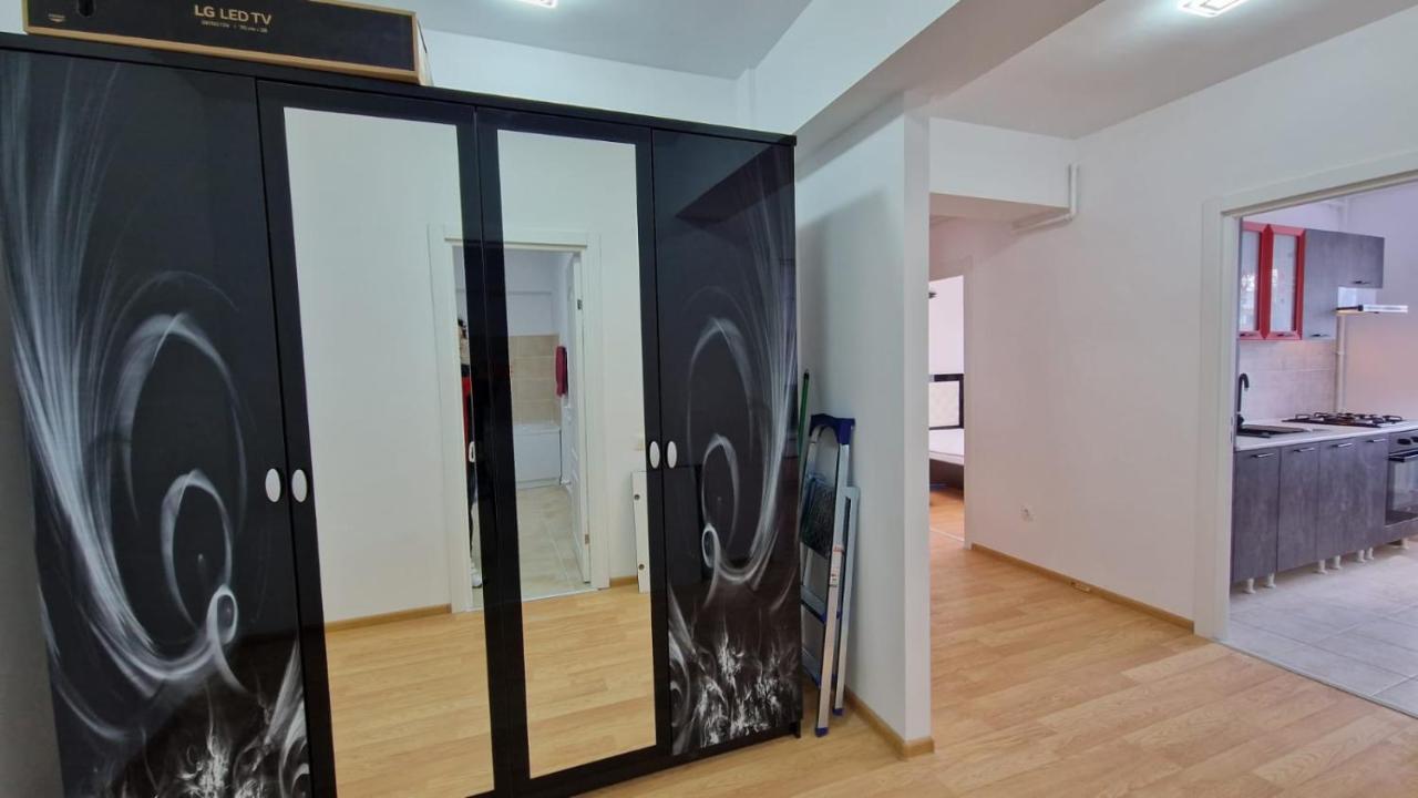 Best Apart Garii- Check In Independent Brasov Luaran gambar