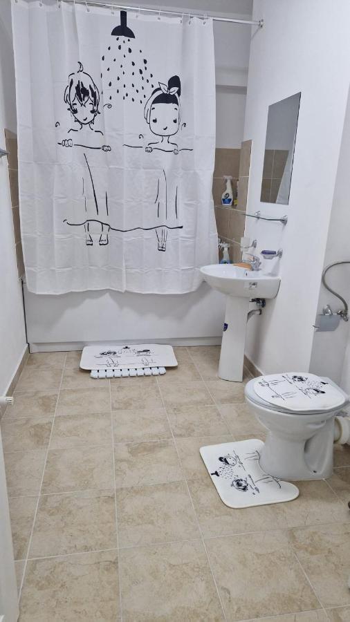 Best Apart Garii- Check In Independent Brasov Luaran gambar