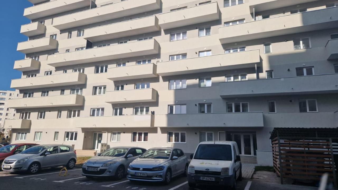 Best Apart Garii- Check In Independent Brasov Luaran gambar
